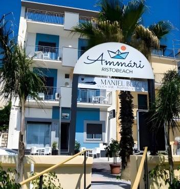 Maniel Beach Hotel