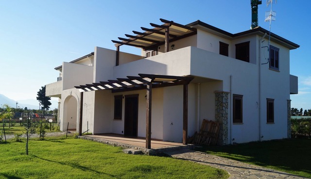 Mareluna Family Resort - Villa 6 - Wi-Fi and A / C!