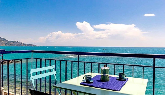 Mari Sea Home-Tirrenia Room