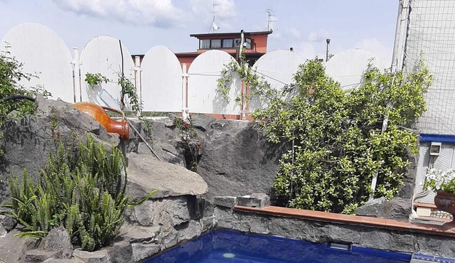 Mini appartamento romantico indipendente con giardino e piscina ad uso esclusivo