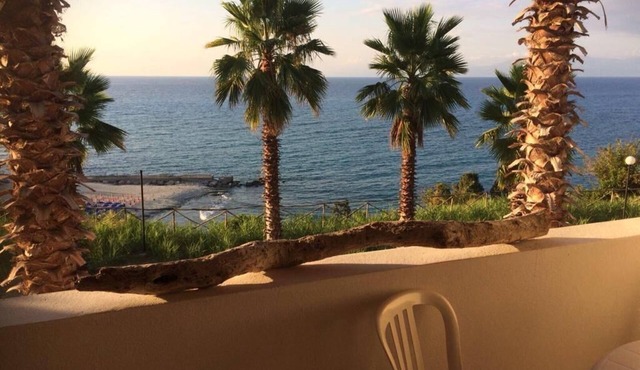Mini apartment Sea view