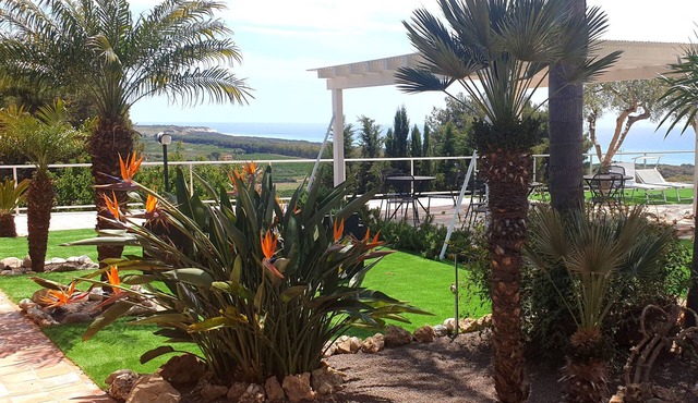 Oasi del Borgo - Uranus | villa with sea view, pool, wifi, jacuzzi, climate