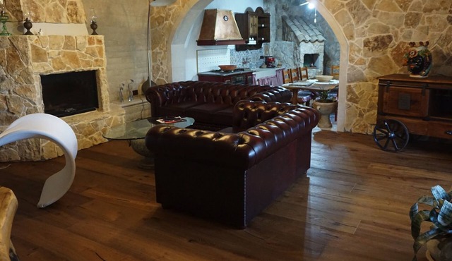 Original Sicilian stone villa between Noto and Modica