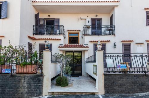 Ortensia Apartments by Wonderful Italy