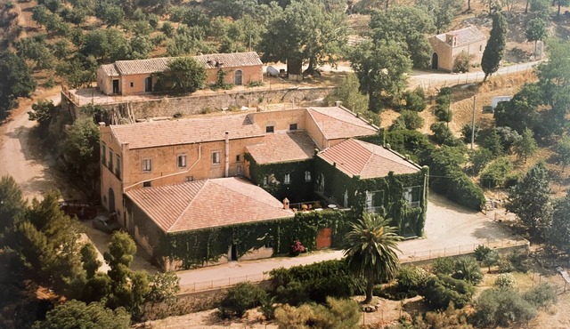 Panoramic villa with terrace, close to Italian Fashion Outlets