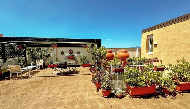 Penthouse with Ocean View and Secure Garage in a Charming B&B