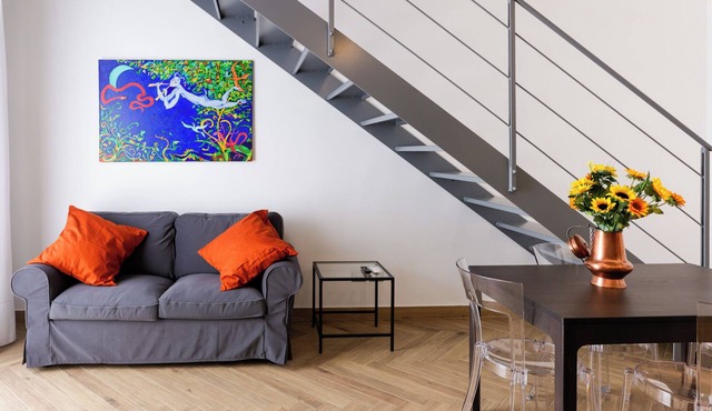Pessina 90 Rooms - Three Bedroom Apartment, Sleeps 6