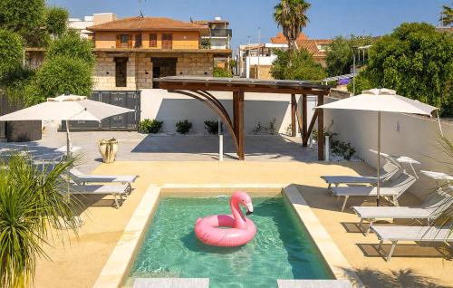 Pet Friendly Home In Kaukana