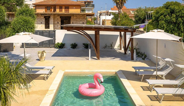 Pet friendly home in Kaukana
