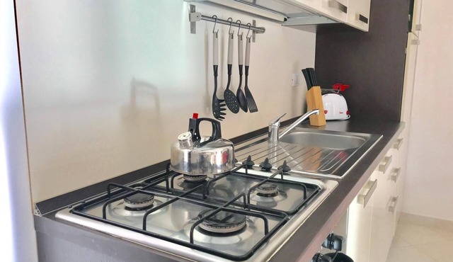 Pizzo Beach Studio Apartment 104G