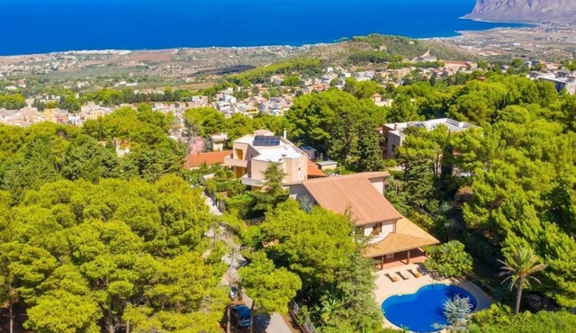 Private villa in a peaceful location