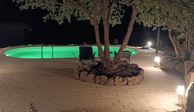 Relax in the middle of the olive grove in the Monte Iblei Nature Park