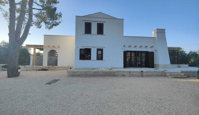 Remodeled historical Villa on the Appian Way with modern comforts.