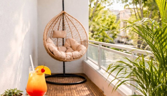 Rome Smart Sea - Modern cosy escape, 3 min to beach & Rome metro