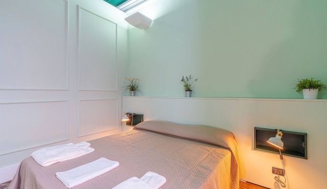 Room 'Civico 46 - Green' with Shared Terrace, Wi-Fi and Air Conditioning