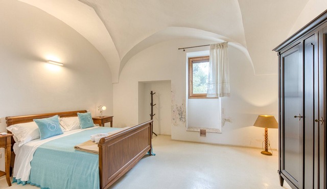 Room 'Masseria Scafazzi - Sandra - 2' with Private Terrace, Wi-Fi and Air Conditioning