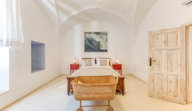 Room 'Serena - 3' with Private Terrace, Wi-Fi and Air Conditioning
