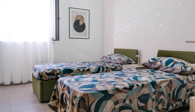 Room 'Stanza Dell'Olio' with Shared Terrace, Wi-Fi and Air Conditioning