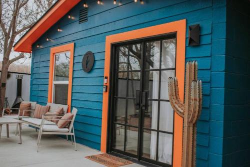 Saguaro at Cactus Flower-HOT TUB-Pet Friendly-No Pet Fees! in Albuquerque