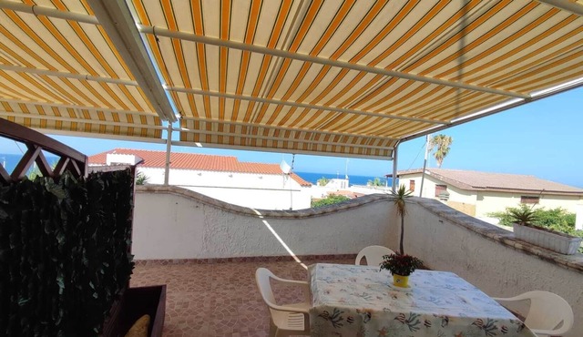 SAMSARA MARE "SOLE" panoramic veranda in residential area, 100 m from the sea.