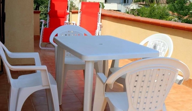 San Leone holiday home a stone's throw from the sea