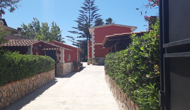 SEA FRONT HOUSE
