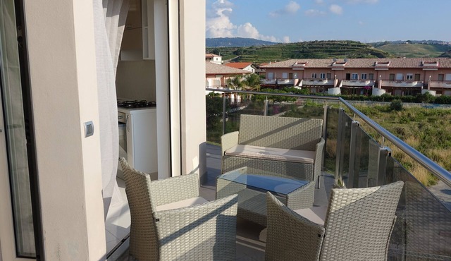 sea view apartment in residence with pool