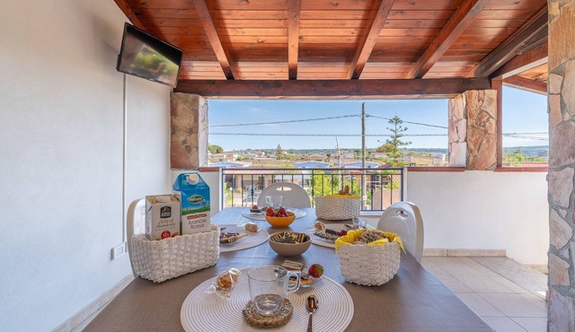 Seaside Apartment 'Trifamiliare Garden - Conchiglia' with Private Terrace, Wi-Fi & AC