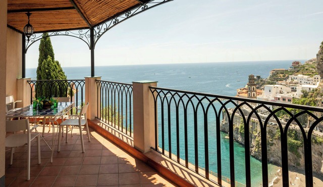 Seaside house with terrace in Atrani in Ravello