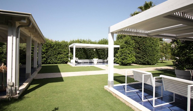 Sicilian Luxury Country Villa & Weddings