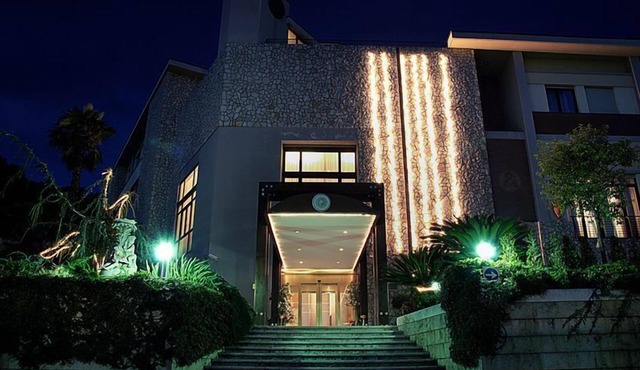 Solofra Palace Hotel Resorts