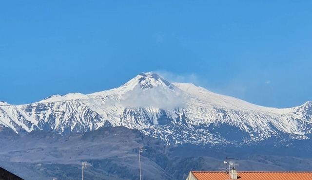 Stanza ad ore Acireale