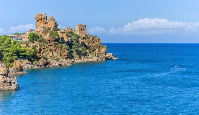 Stately furnished vacation apartment in northern Sicily.
