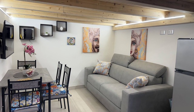 Stazzone's House, Smart house located in the heart of the city of Catania