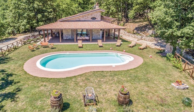 Stunning home in San Lupo (BN)