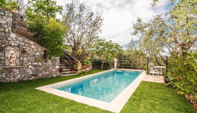 Swimming Pool-Villa, Family-Friendly, Sea-View