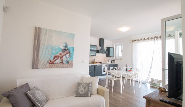 TD Villa Patrizia Pool & Alfresco Kitchen in Monopoli