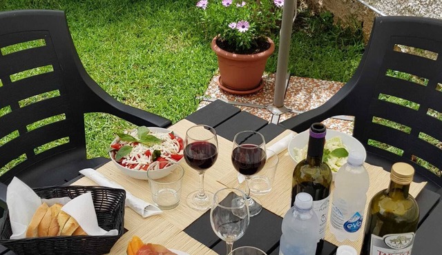 Terra Mia Cozy B&B surrounded by greenery, just 5 minutes from the sea