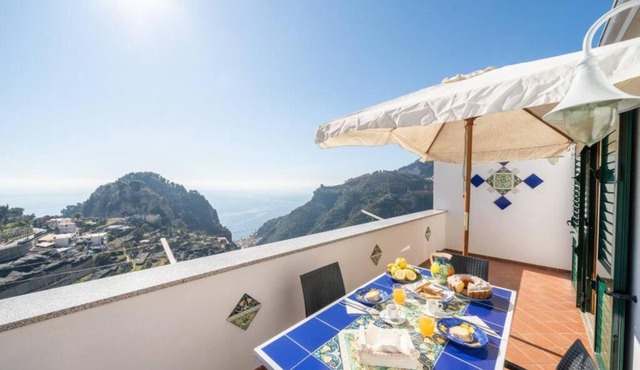 Terrazza Belvedere a Pontone -Scala- Amalfi coast- park included