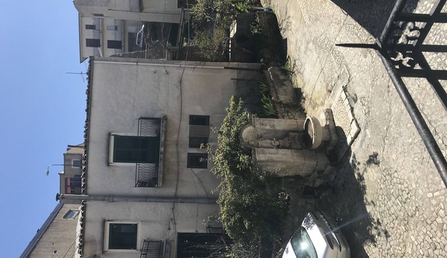 The Ancient House of Gió