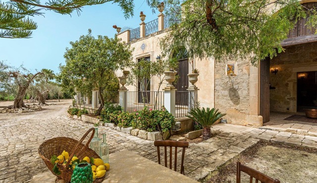 The Holiday & Art Seahorse House Tenuta Bastonaca - Casale "Moresco"