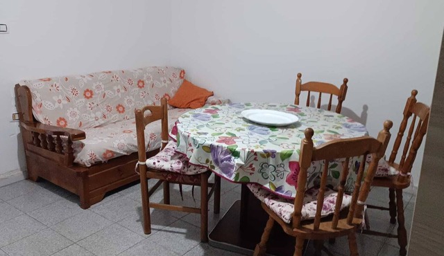 The house is located 100m from the sea complete with WiFi TV and air conditioning