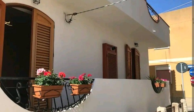 [The House of Geraniums ★★★★★]