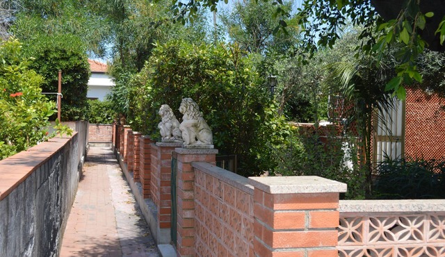 The sea of Etna - your house at 20m from see- vacation in settember low prices