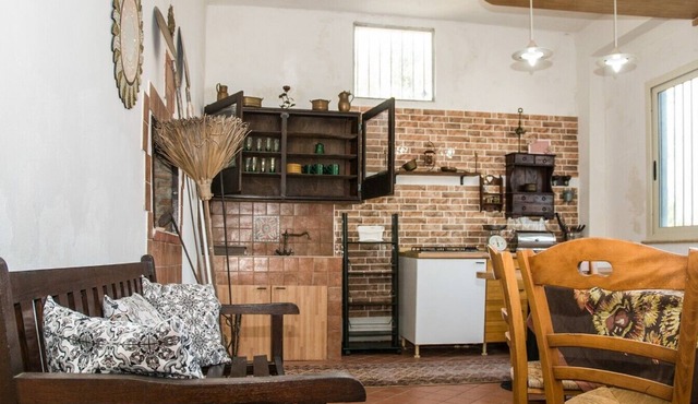 The Sicilian Farmhouse