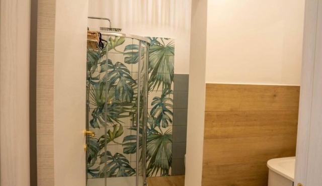 The Staircase Rooms (Standard Double Room)