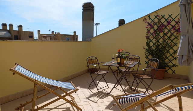 TRA Cielo E Mare Lido DI Roma
