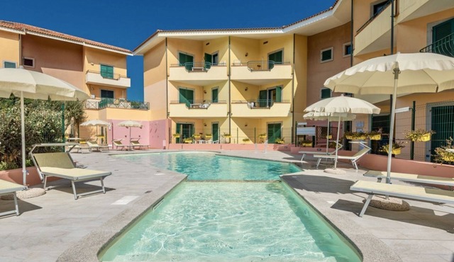 Two-room apartment with 4 beds, about 45 square meters, living room with kitchenette (induction hub) and double sofa bed, double bedroom, bathroom. Nicely furnished apartments, have: tv, microwave, electric kettle toaster iron and