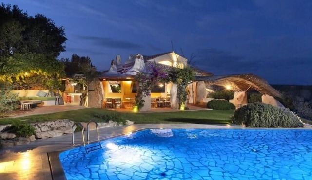 Unique Design Villa With Breathtaking Pool