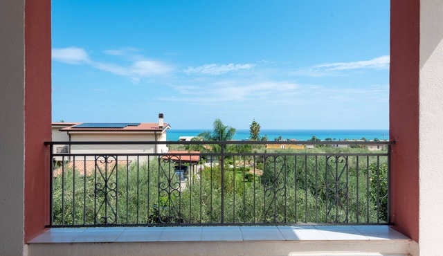 Vacation Home "Zina" with Sea View, 2 Private Terraces & 2 Balconies
